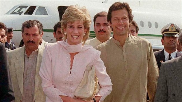 Princezna Diana a Imran Chn na archivnm snmku (Lhaur, Pkistn, duben 1996)