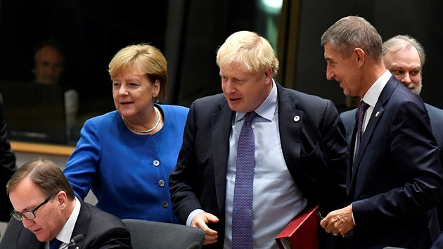 Angela Merkelov, Boris Johnson a Andrej Babi na summitu EU v Bruselu (17. jna 2019)