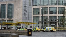 Útok v nákupním centru v Manchesteru, kde útoník pobodal nkolik lidí....
