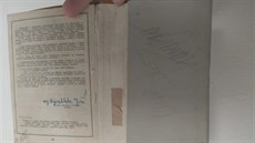 Jií Nejezchleba získal podpis Karla Gotta do vojenské kníky.