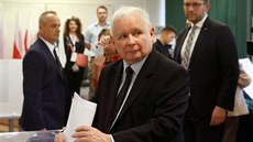 Poláci hlasovali v parlamentních volbách, �éf vládní strany Právo a...