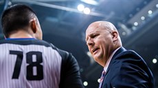 Chicagský trenér Jim Boylen se pe s rozhodím.