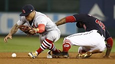 Howie Kendrick (vpravo) z Washington Nationals získal druhou metu, Kolten Wong...