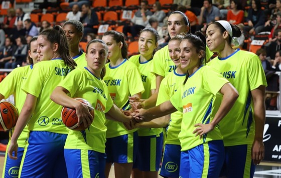 Basketbalistky USK Praha získaly desátý titul.