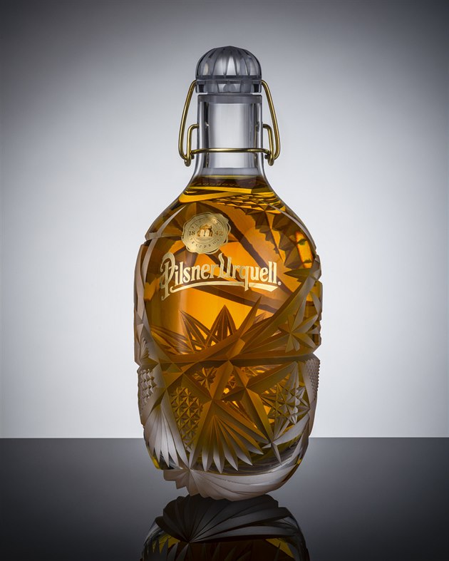 Designov� l�hve Pilsner Urquell 2019