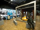 Expozice pedstavuje technick vvoj v letech 1939-1989 a pstroje, kter...