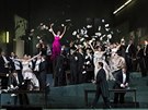 Scéna z Massenetovy Manon v Metropolitní opee