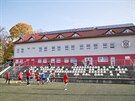 Souástí fotbalového Tréninkového centra mládee v Brnnských Ivanovicích jsou...