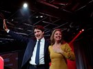 Lídr kanadských liberál a zárove kanadský premiér Justin Trudeau se svou...