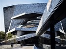 Pohled na paískou filharmonii Parc de la Villette zvnjku