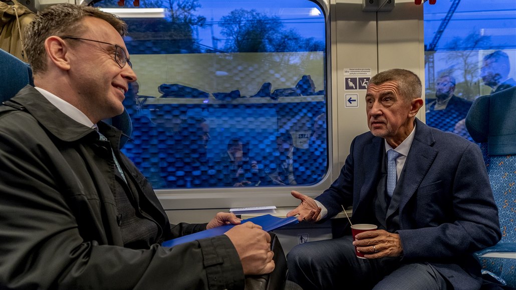 Babiš by zrušil zakázku na e-shop za 401 milionů. Kremlík ji chce zlevnit