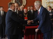 Prezident republiky jmenoval na Pražském hradě sedm nových generálů (28. října...
