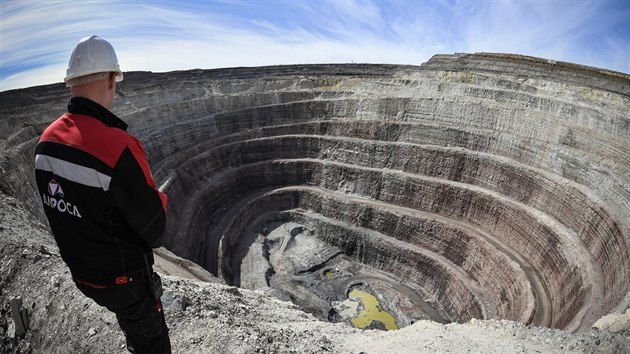 Diamantový důl společnosti Alerosa v Jakutsku