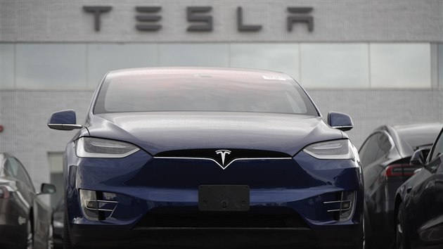 Ještě neprodaný model vozu Tesla Model X (20. října 2019)