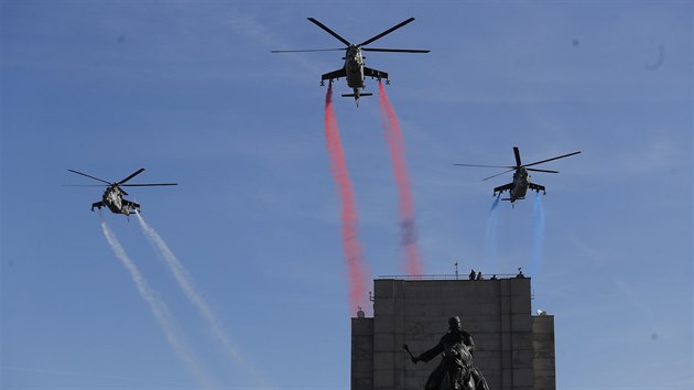 Pietn akt u Nrodnho pamtnku na Vtkov u pleitosti oslav 101 let od zaloen Republiky (28. jna 2019).