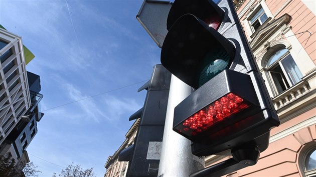 V Zhebu instalovali horizontln semafory pro chodce