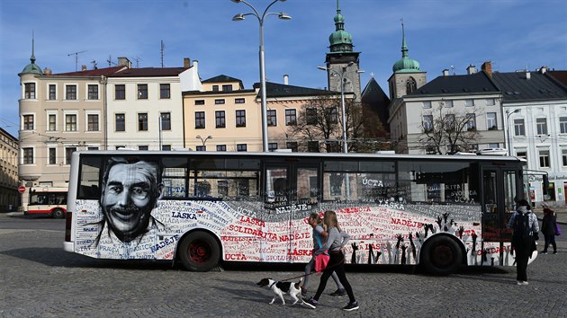 Do vyzdoben Jihlavy se zaali sjdt prvn nvtvnci a host 23. Mezinrodnho festivalu dokumentrnch film Ji.hlav. Akce potrv do 29. z. K promtnut je pipraveno 277 film, ovem na programu jsou i diskuse i akce pro dti.