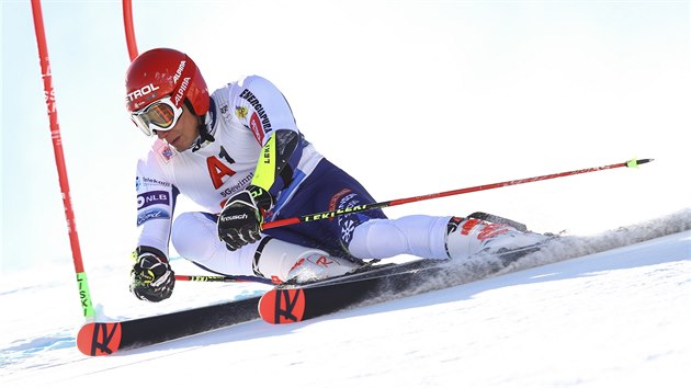 Zan Kranjec v obm slalomu v Sldenu.