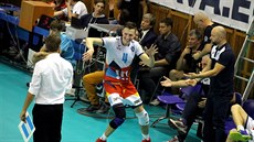 Univerzál Ostravan� Jakub Dvo�ák se raduje z úsp�ného bloku.
