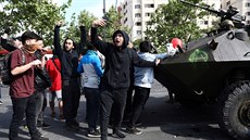 Protesty v metropoli Chile proti zdraení jízdenek na metro doprovázely...