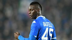 Mario Balotelli z Brescie b�hem zápasu s Interem