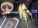 Avril Lavigne se objevila na Halloweenské párty pevleená za Madonnu