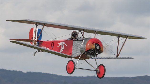 Replika ultralightovho letounu Nieuport 11. Francouzsk sthaka z obdob prvn svtov vlky vznikla v roce 1919 jako protivha tehdy velice spnm nmeckm strojm Fokker E-I.