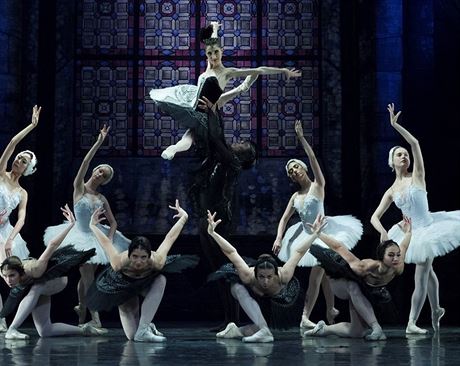 Moscow City Ballet - Labutí jezero