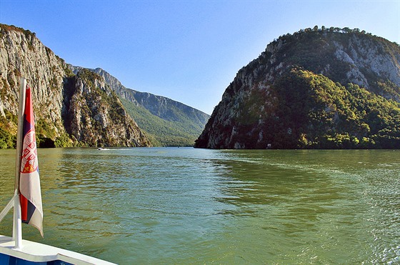Velki Kazan. V jeho hrdle je Dunaj na svém splavném úseku nejuí.