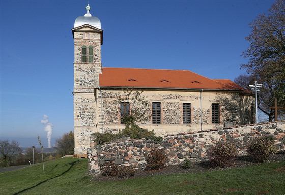 Kostel sv. Jakuba Vtího v Mrzlicích u Bíliny byl postaven koncem 17. století,...