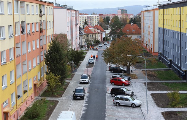 Zvýení potu parkovacích míst v chebské ulici V Zahradách.