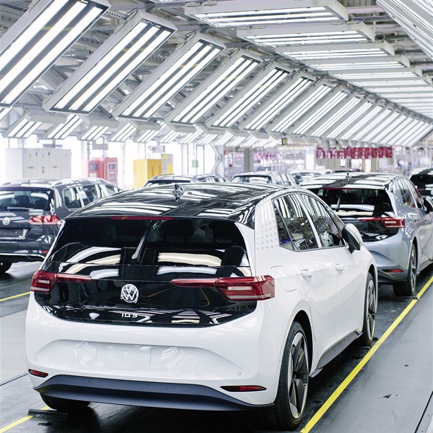 Elektrické volkswageny nejdou na odbyt. Ve fabrice v Cvikově se má propouštět