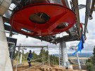 Ve skiareálu Klínovec bude lyžařům sloužit nová lanovka na sjezdovce Dámská,...