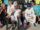 ESTÝ TITUL. Lewis Hamilton je znovu mistrem svta formule 1.