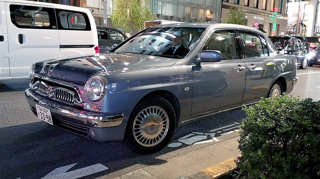 Auta v tokijských ulicích