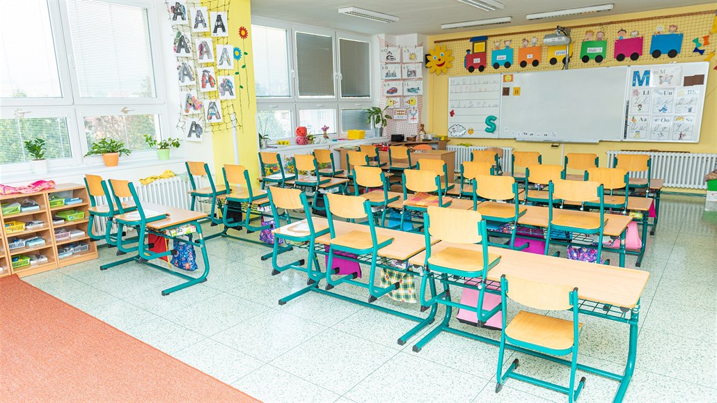 Prázdná �kolní t�ída ve Slavi�ín� ve Zlínském kraji. (6. listopadu 2019)