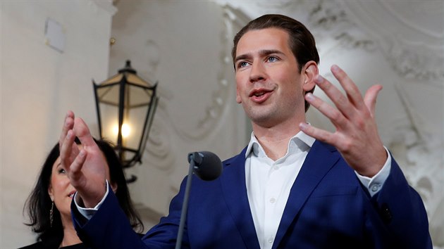 f rakouskch lidovc a bval a zejm i budouc kancl Sebastian Kurz na jednnch o nov rakousk vld. (5. listopadu 2019)