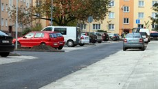 Zvýení potu parkovacích míst v chebské ulici V Zahradách.