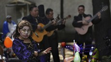 Oslavy Památky zesnulých v Mexico City (1. 11. 2019).
