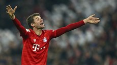 Thomas Müller z Bayernu Mnichov se raduje ze vst�elené branky.