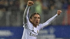 Luka Modri (Real Madrid) slaví gól svého celku v utkání s Eibarem.