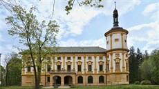 Po�átkem 18. století se b�hem generální p�estavby zna�n� zchátralého objektu...