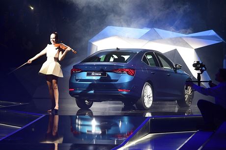 Spolenost koda Auto pedstavila 11. listopadu 2019 v Praze tvrtou generaci modelu Octavia. K prvním zákazníkm v esku se dostane jet do konce letoního roku. 