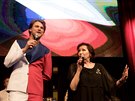 Marta Kubiová vnovala svj koncert ve vyprodané Lucern Václavu Havlovi....