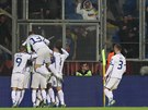Kosovtí fotbalisté se radují z vedoucího gólu, který v kvalifikaním utkání v...