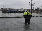 Benátky v nedli postihla dalí záplavová vlna, tetí bhem jediného týdne....
