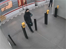 Z�b�r z kamery um�st�n� ve stanici metra Nemocnice Motol. (18.11.2019)
