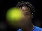 Gael Monfils z Francie v zápase s Japonskem