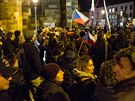 Na demonstraci, kter se v Plzni na nmst Republiky uskutenila v nedli, se...