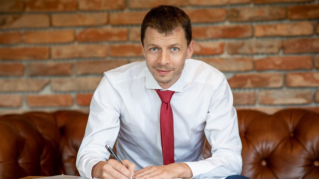 KOMENTÁŘ: V době recese je zlato jistota. Češi ho vlastní osm tun